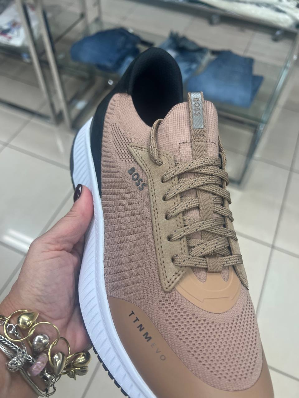 Фото Outlet