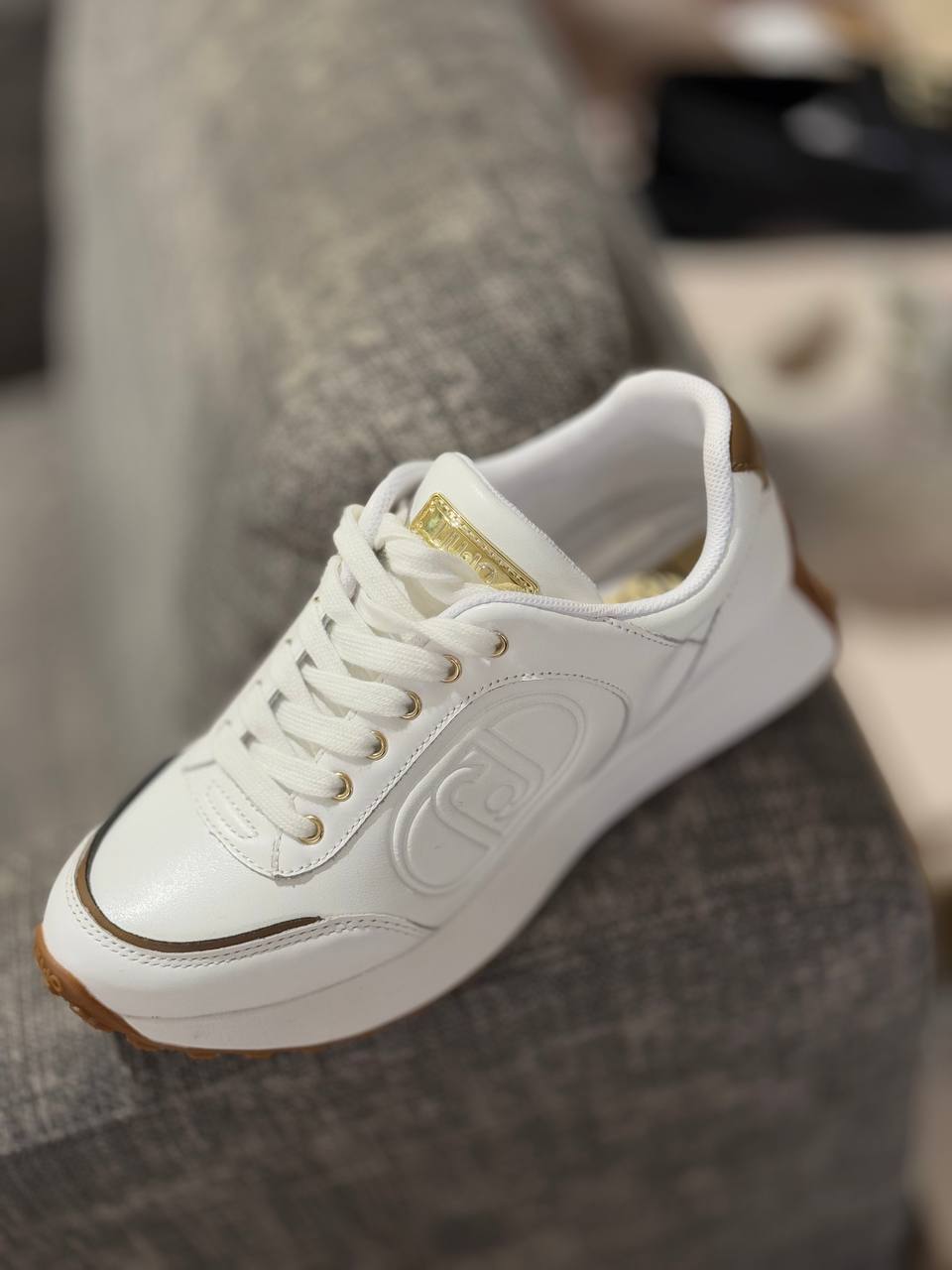 Фото Outlet