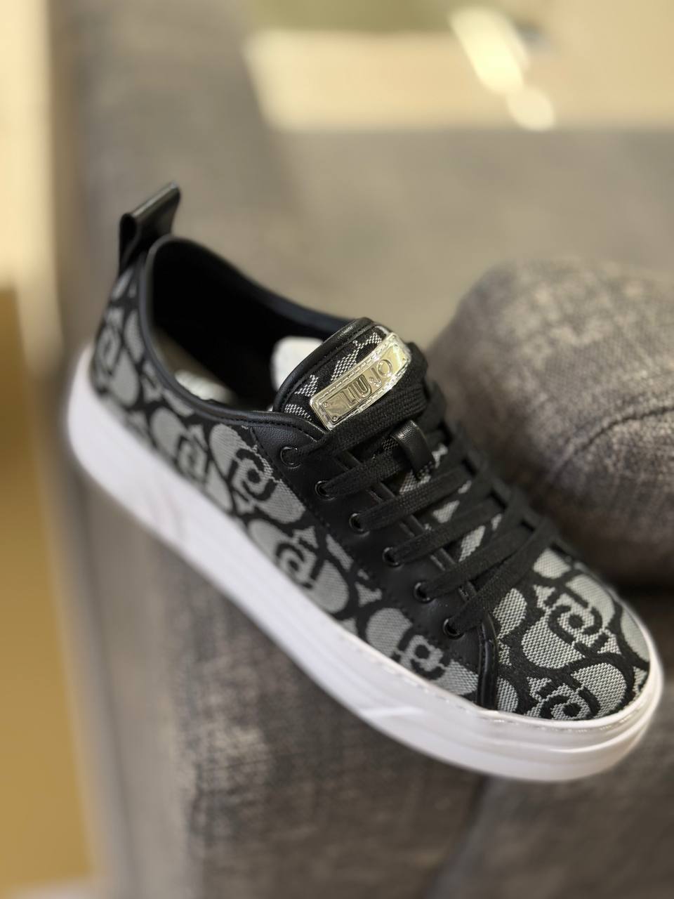 Фото Outlet