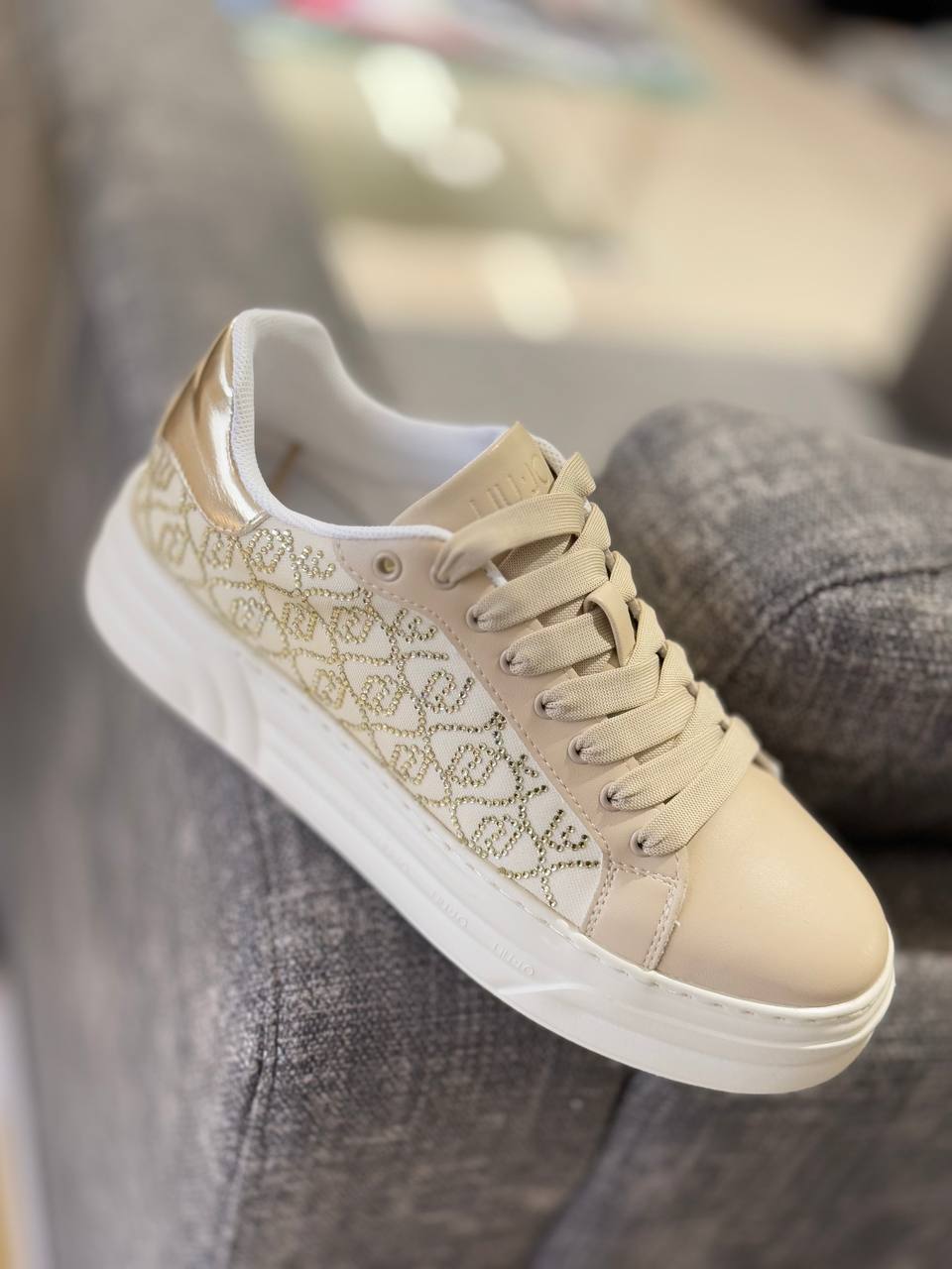 Фото Outlet