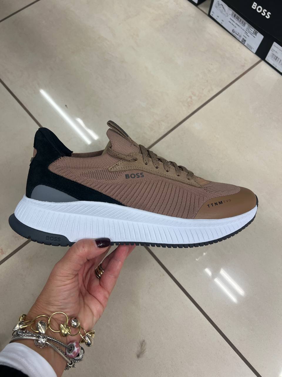 Фото Outlet