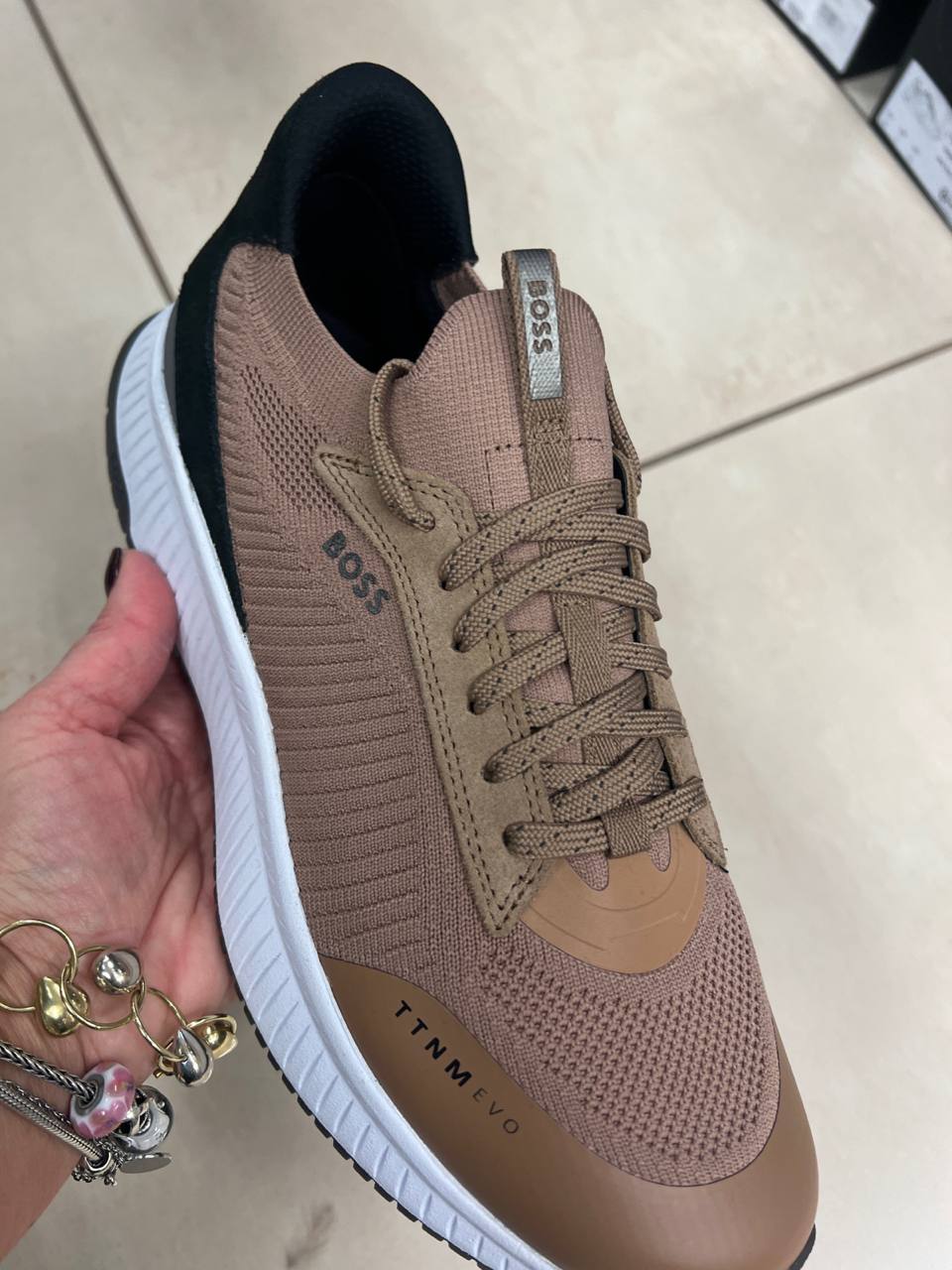 Фото Outlet