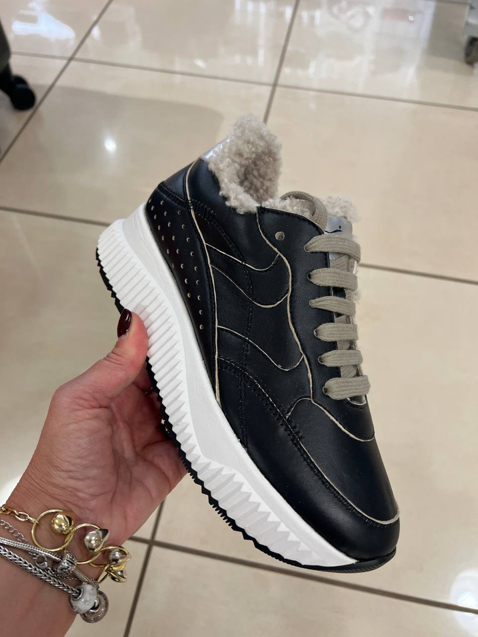 Фото Outlet