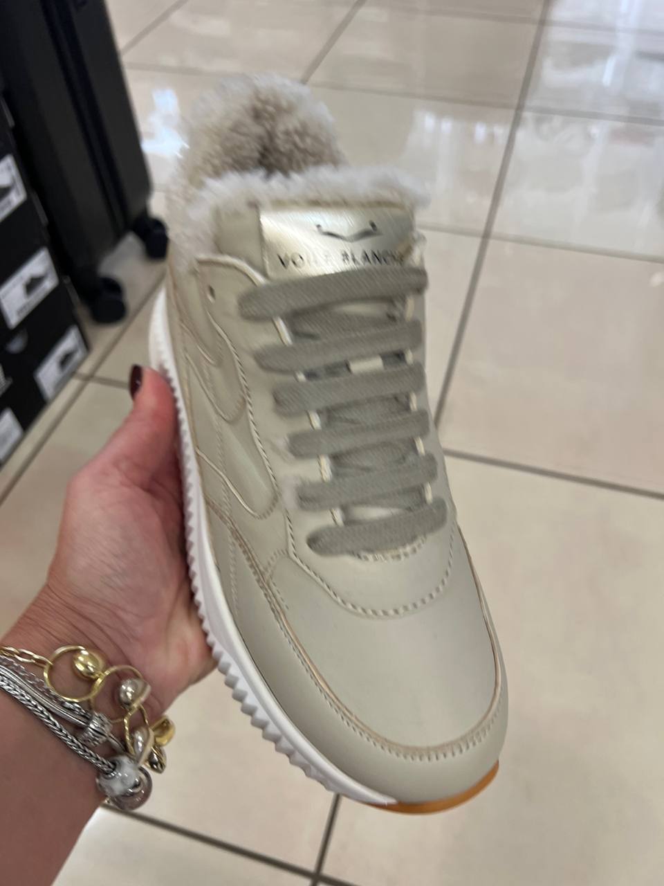 Фото Outlet