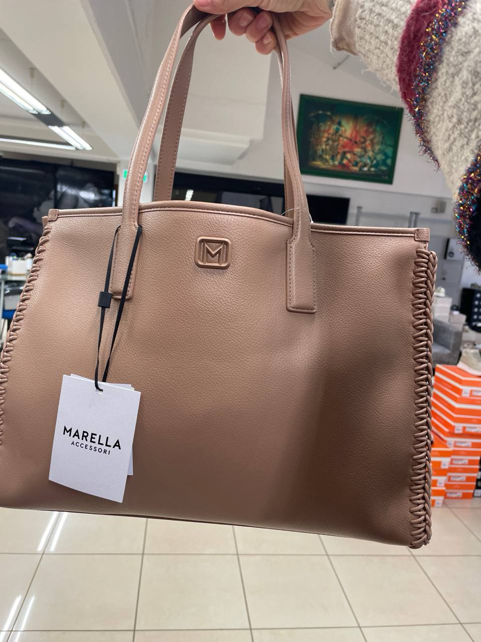 Фото Outlet