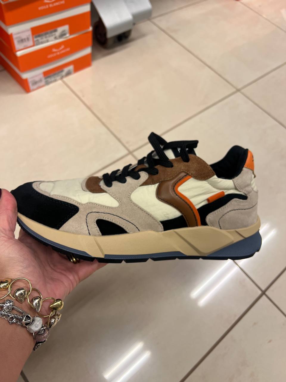 Фото Outlet