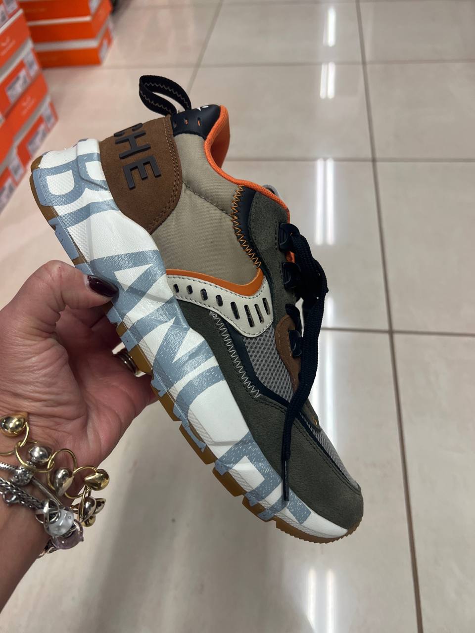Фото Outlet