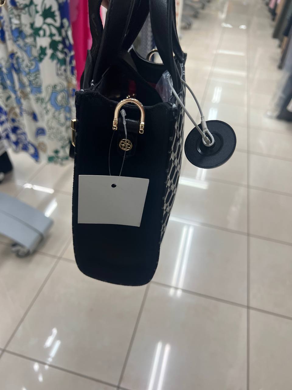 Фото Outlet