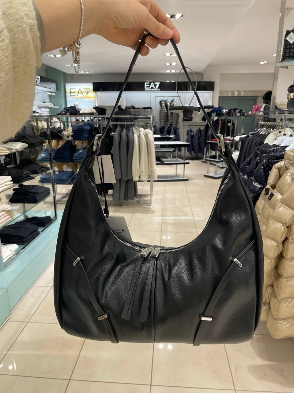Фото Outlet