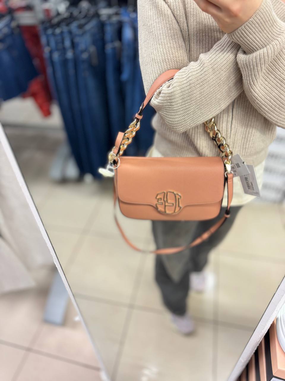 Фото Outlet