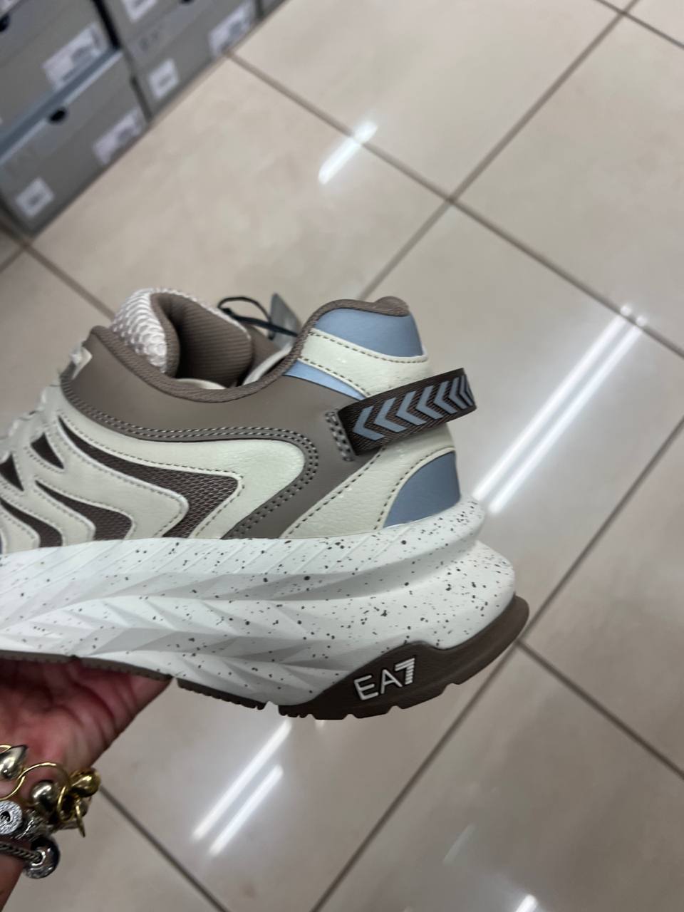 Фото Outlet