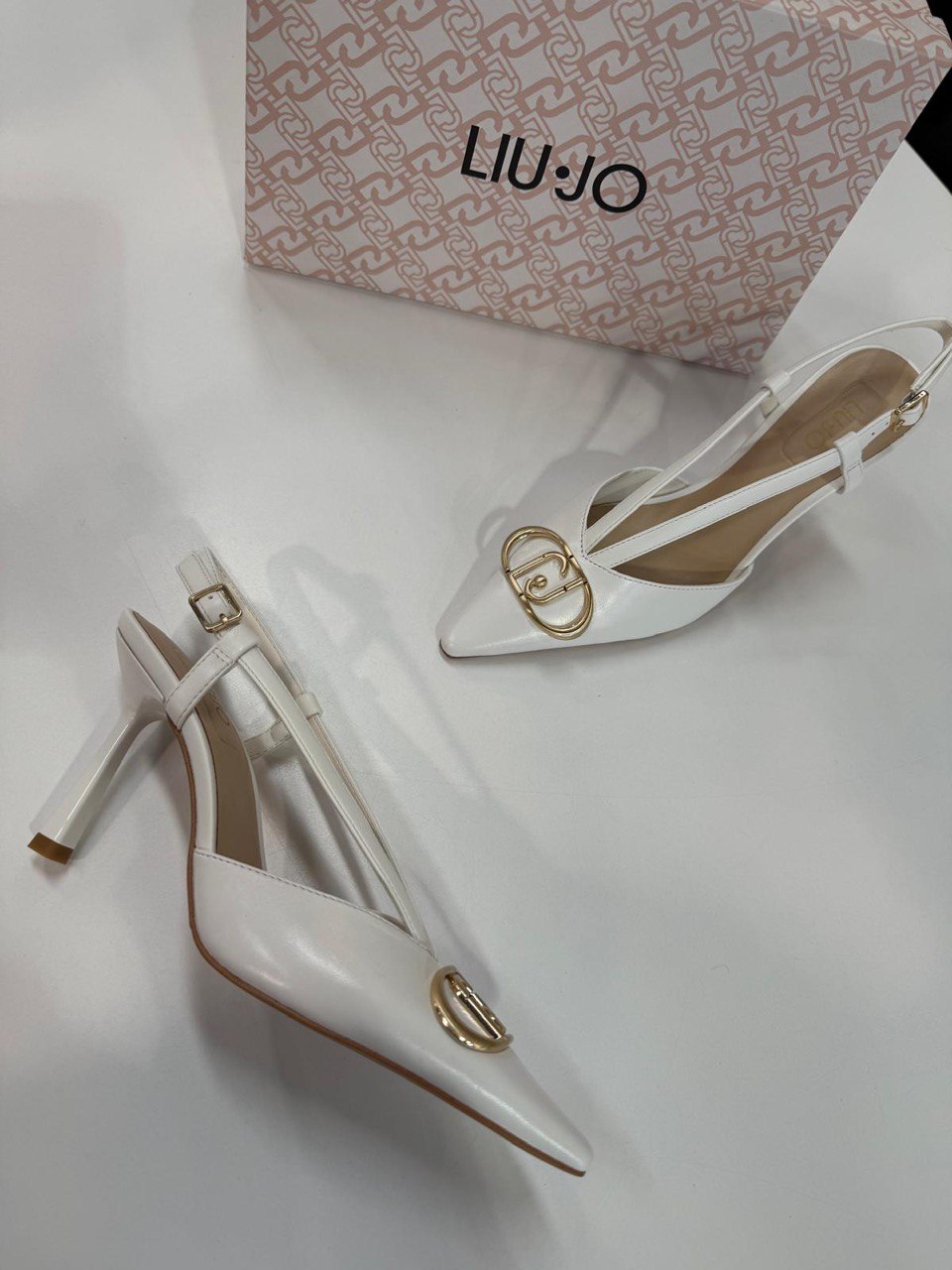 Фото Outlet