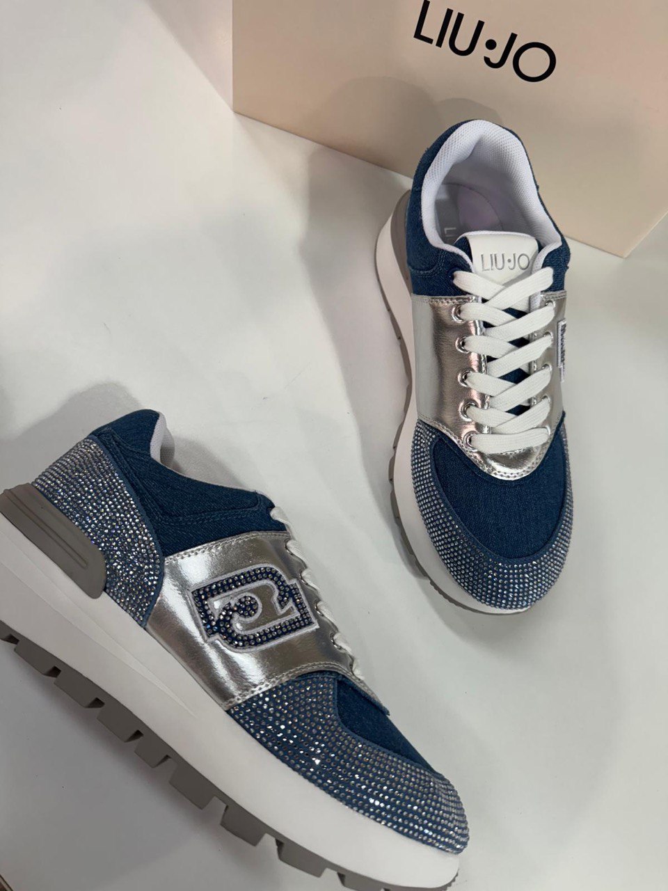 Фото Outlet
