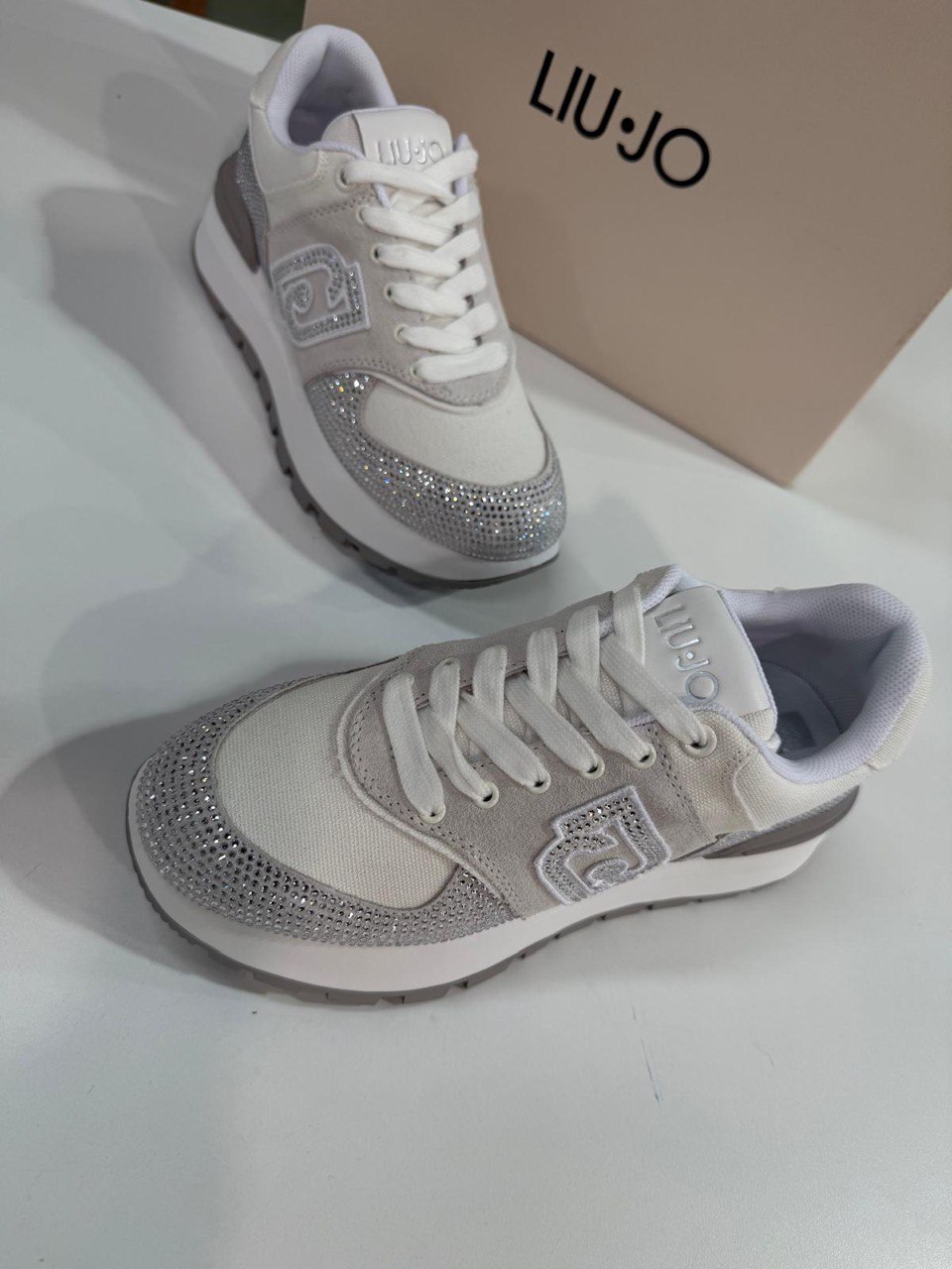 Фото Outlet
