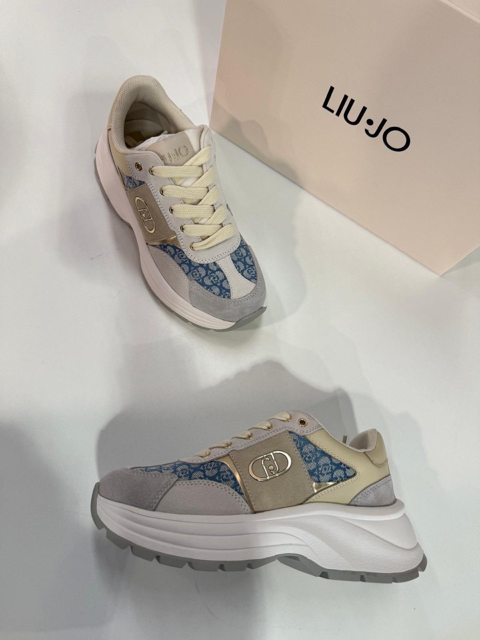 Фото Outlet