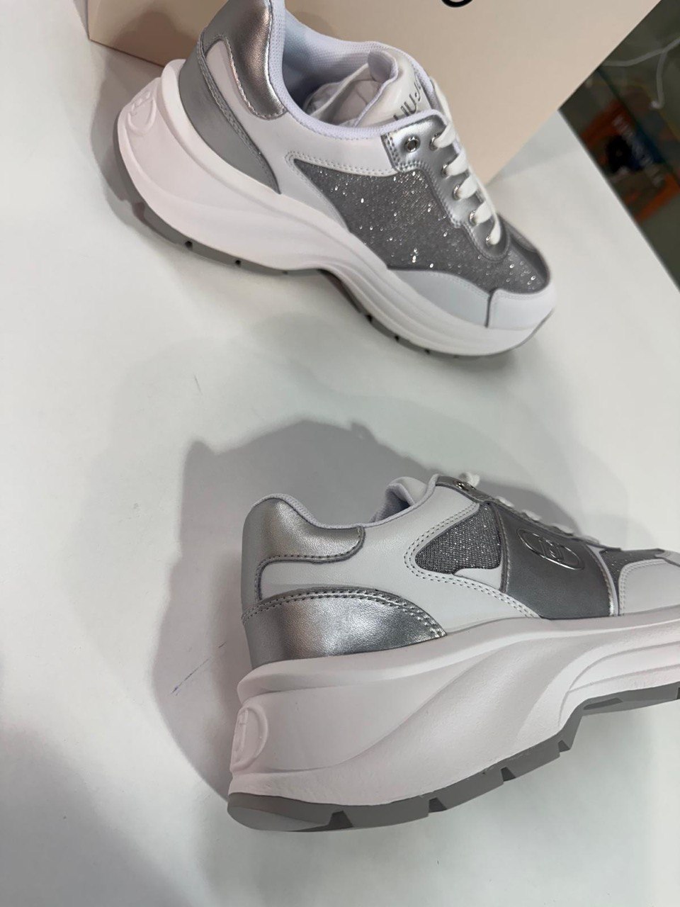 Фото Outlet
