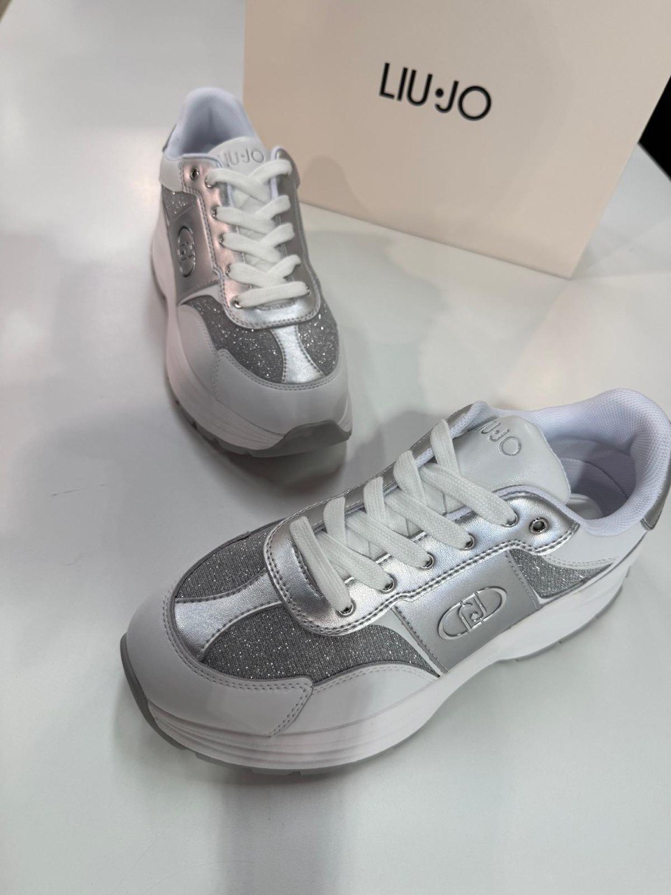 Фото Outlet