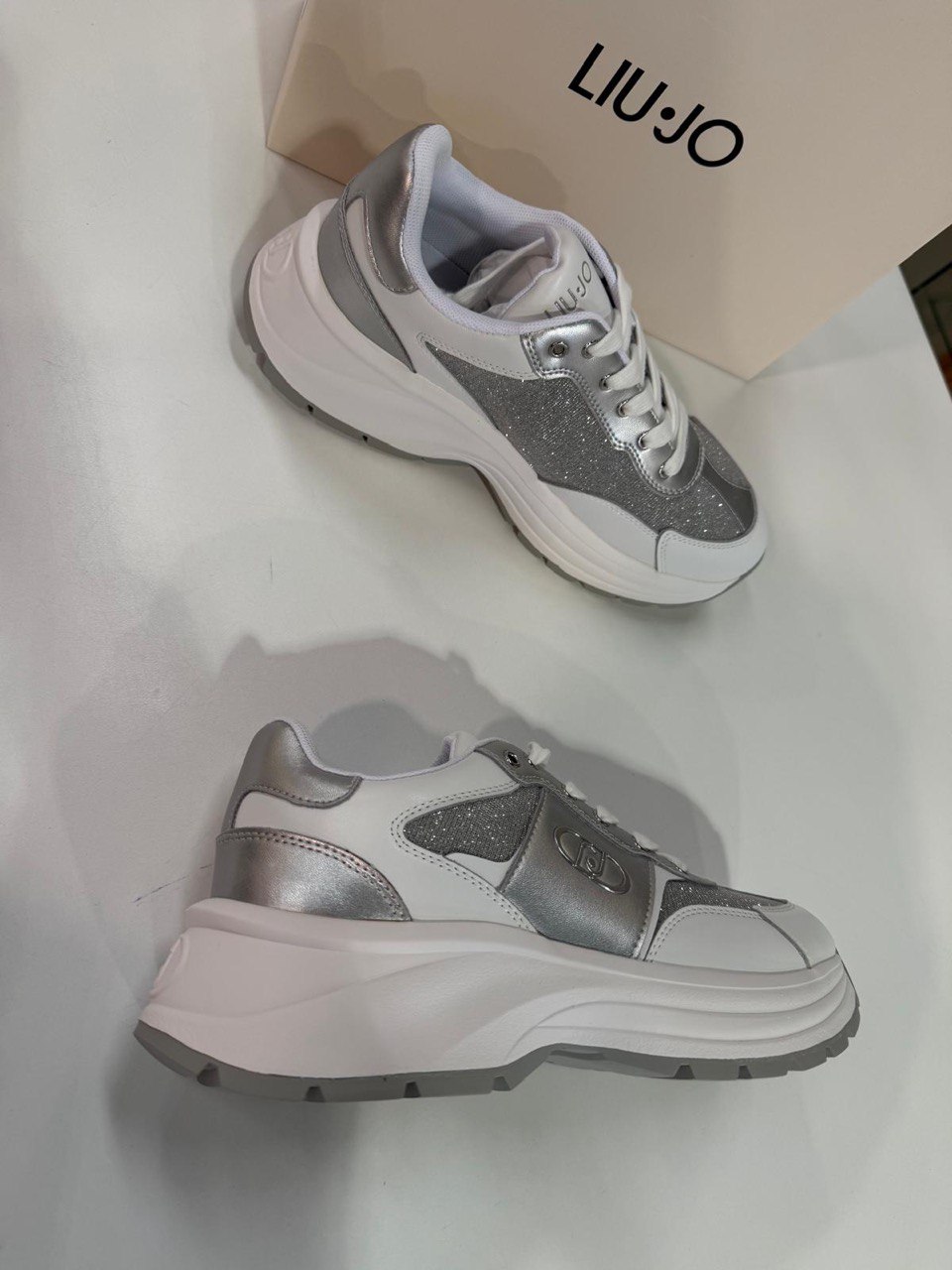 Фото Outlet