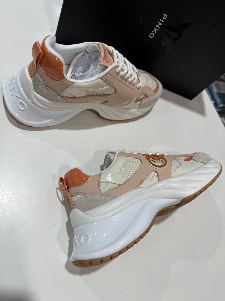 Фото Outlet