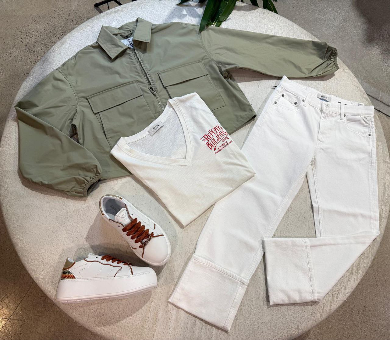 Фото Outlet