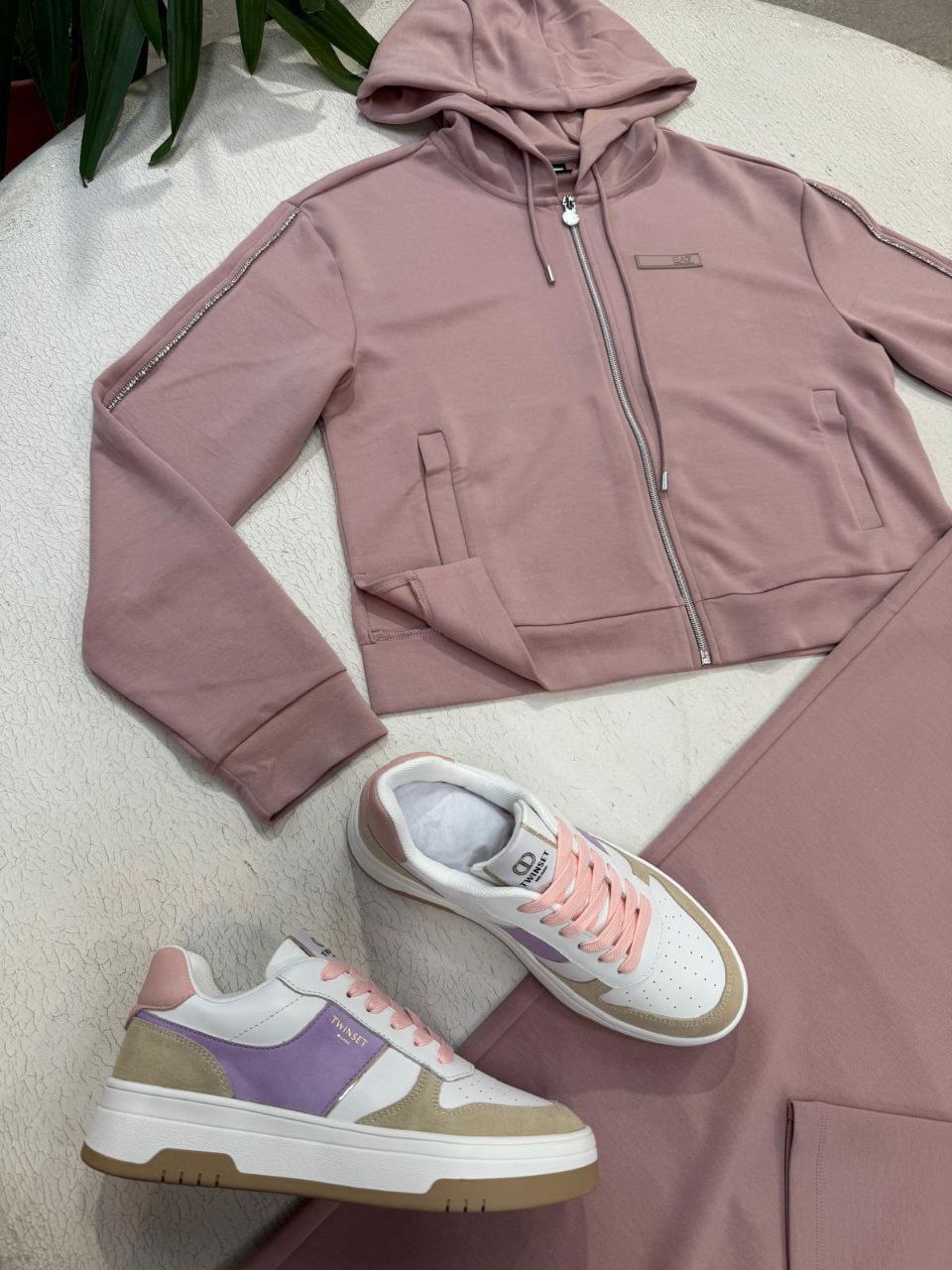 Фото Outlet