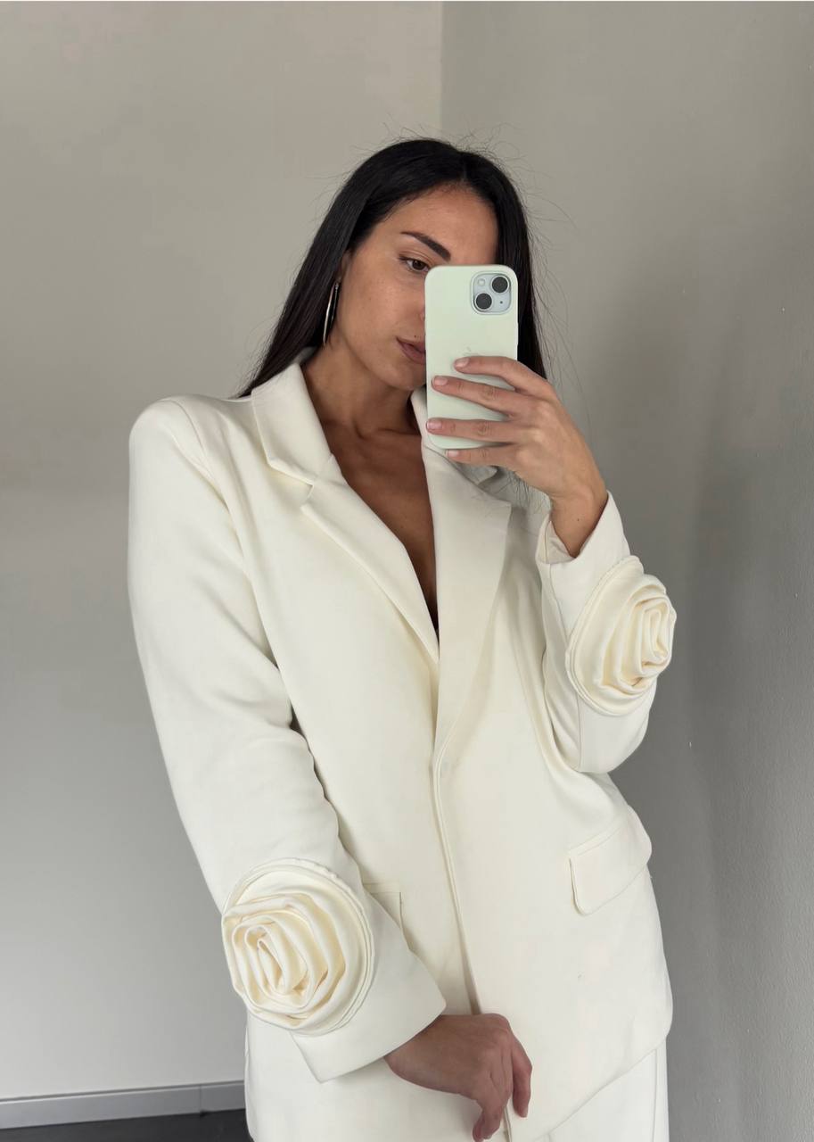 Фото Tensione in