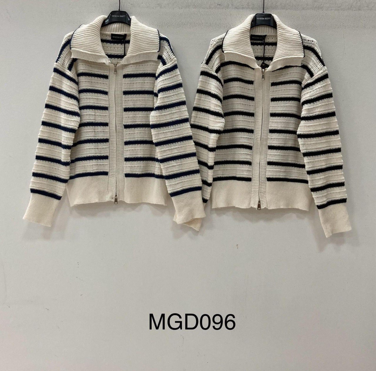 Фото Vanessa Scott