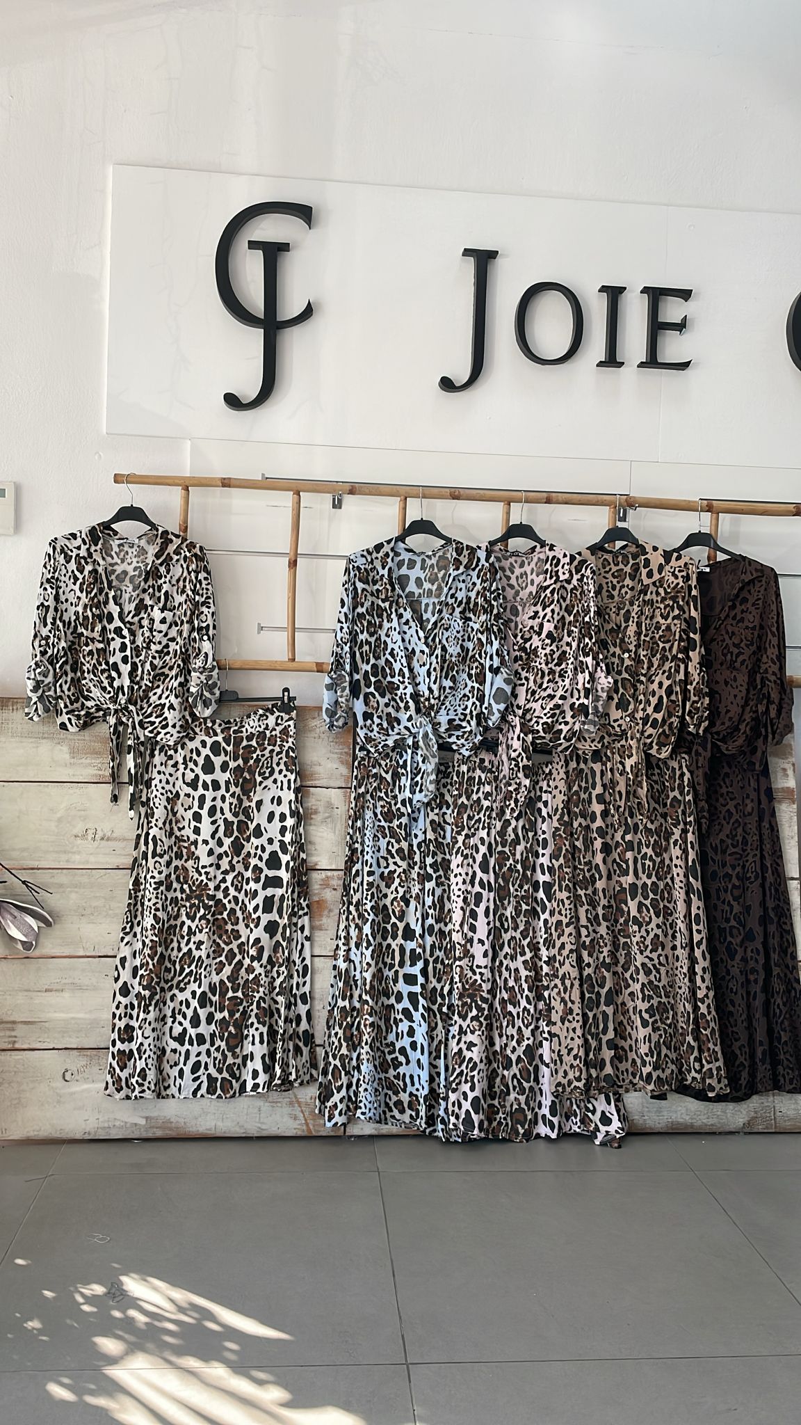 Фото Joie Clair (J-Clair)