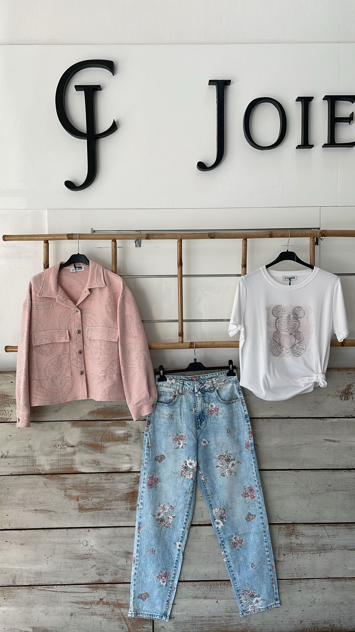 Фото Joie Clair (J-Clair)