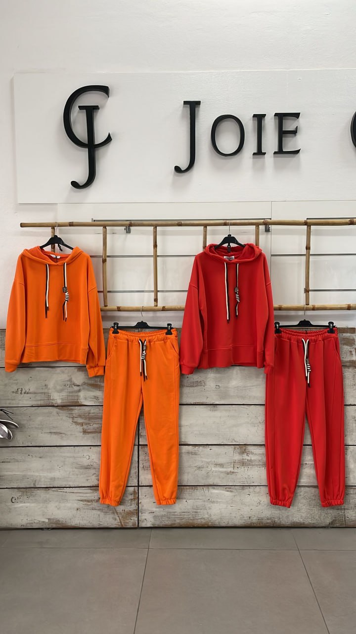 Фото Joie Clair (J-Clair)