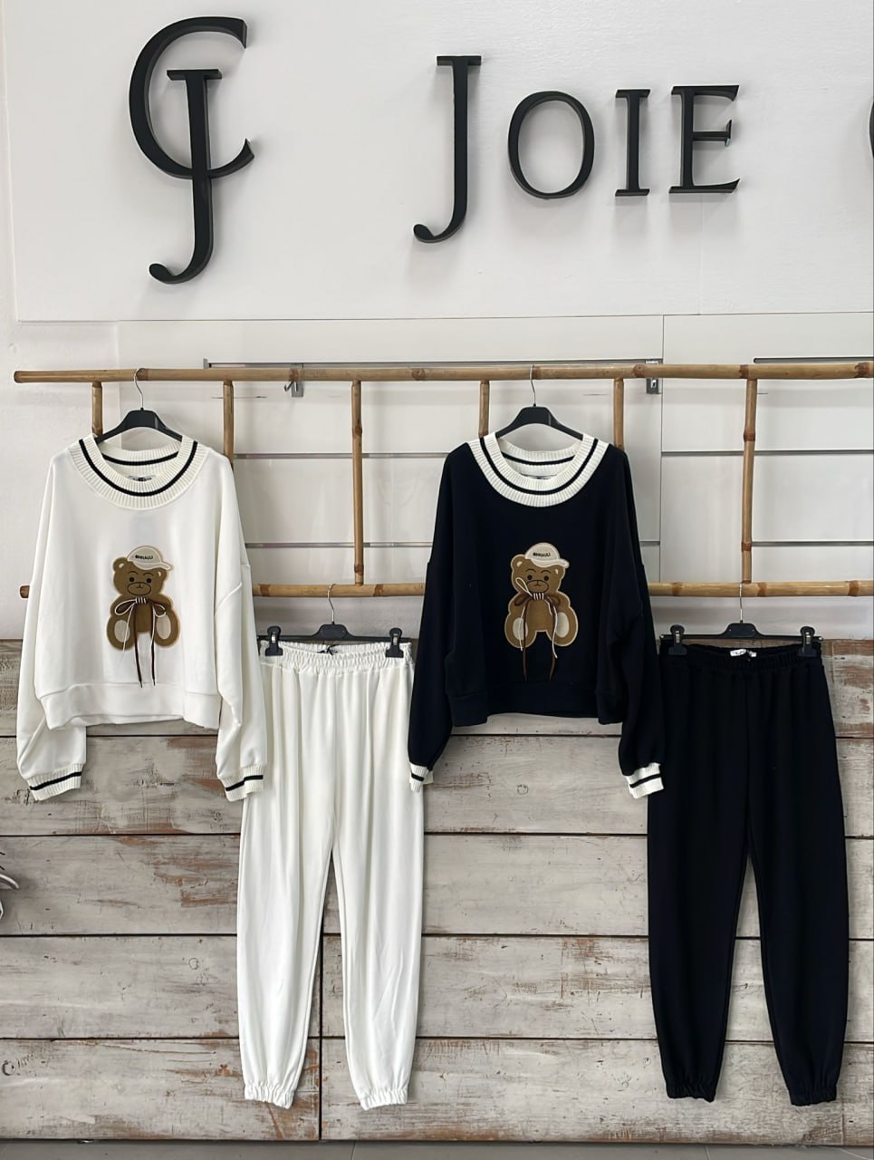 Фото Joie Clair (J-Clair)