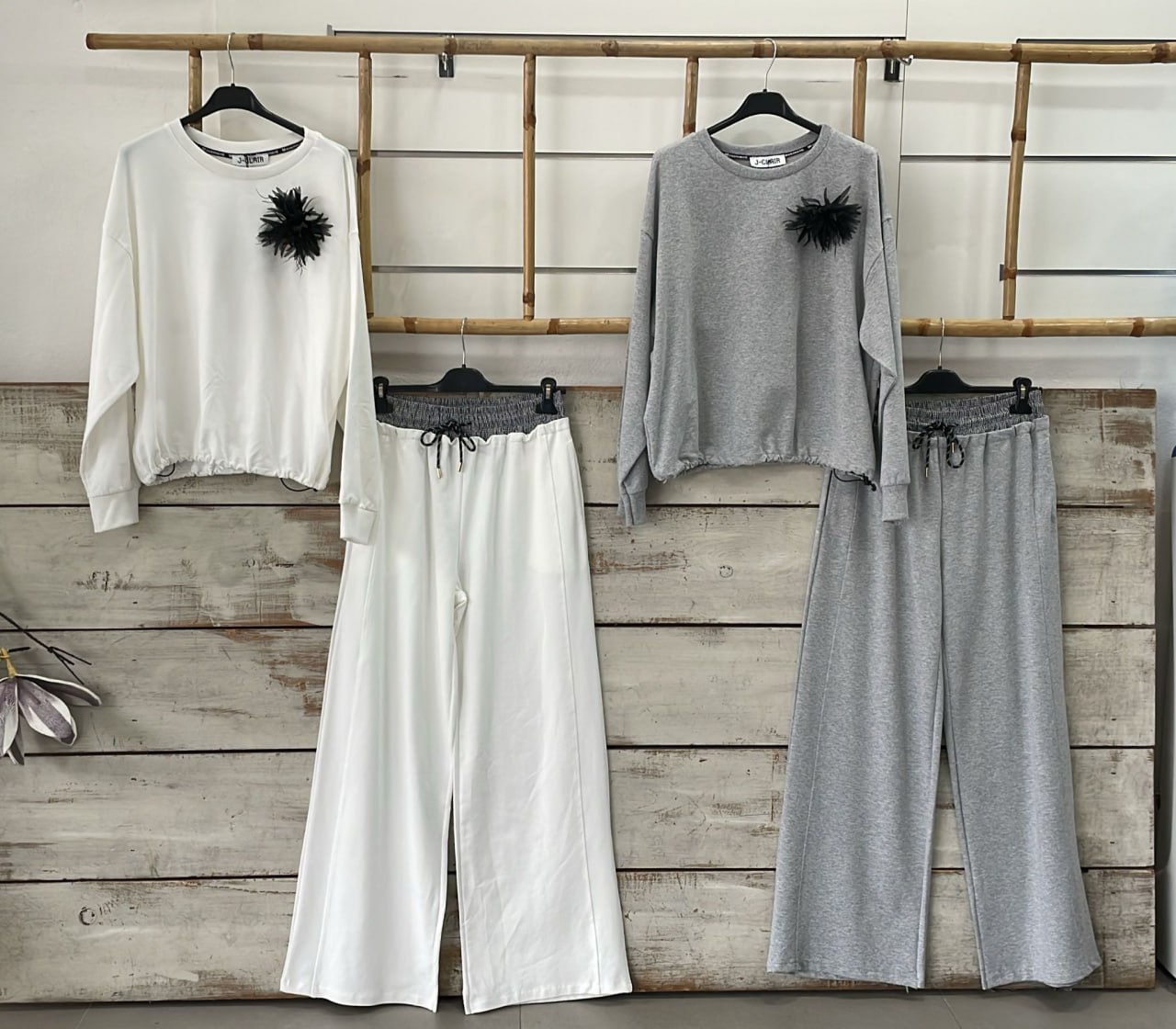 Фото Joie Clair (J-Clair)