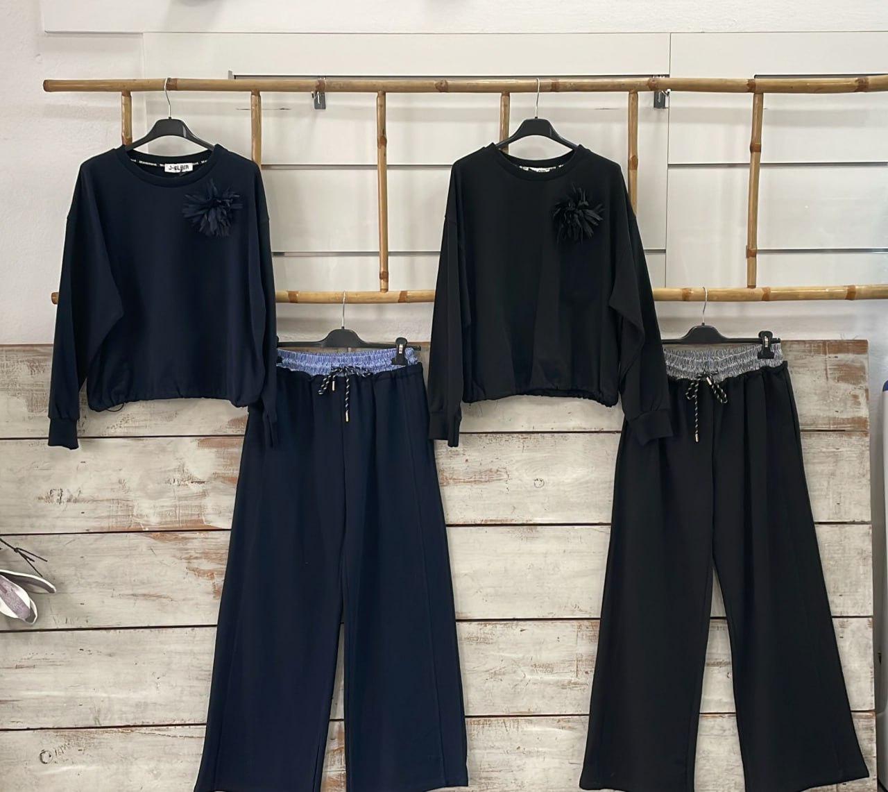 Фото Joie Clair (J-Clair)