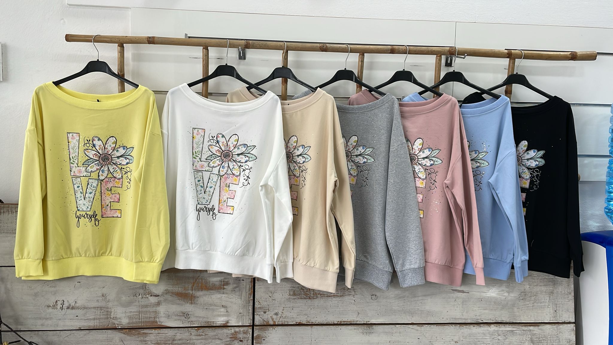 Фото Joie Clair (J-Clair)