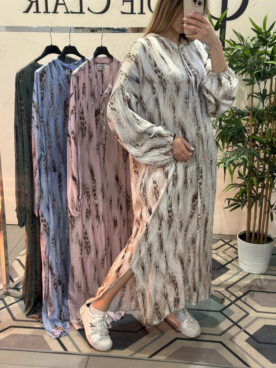 Фото Joie Clair (J-Clair)