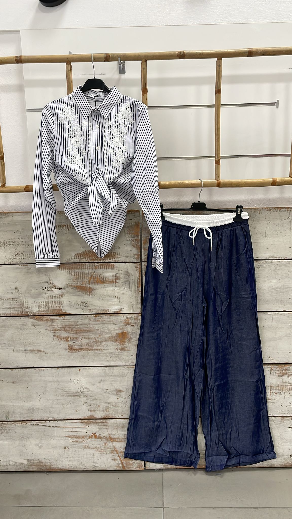 Фото Joie Clair (J-Clair)