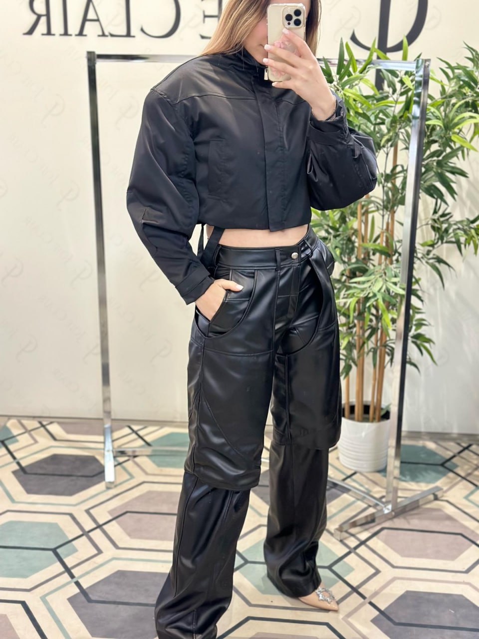 Фото Joie Clair (J-Clair)