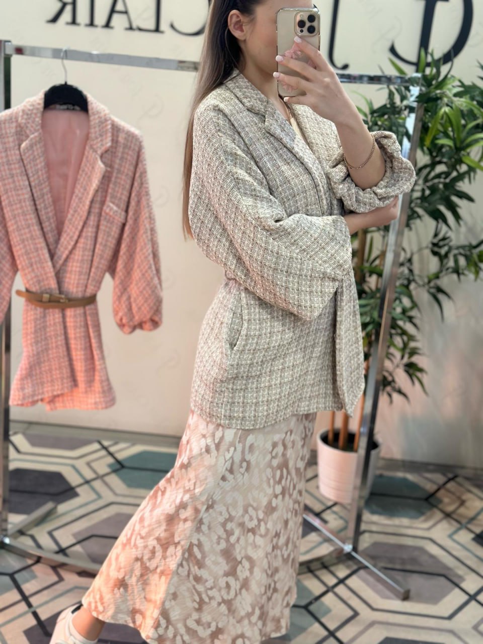 Фото Joie Clair (J-Clair)