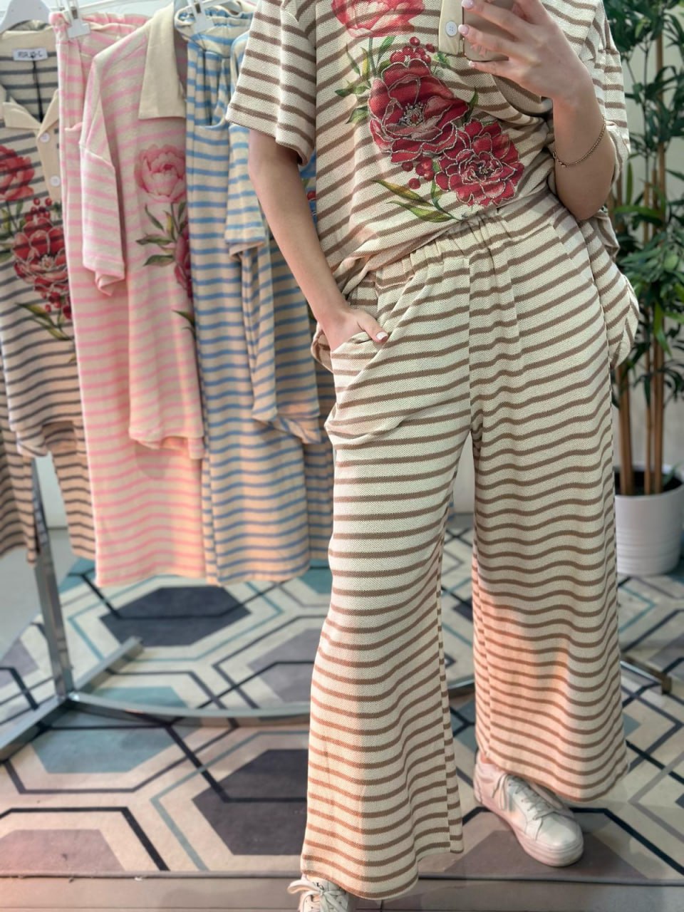 Фото Joie Clair (J-Clair)