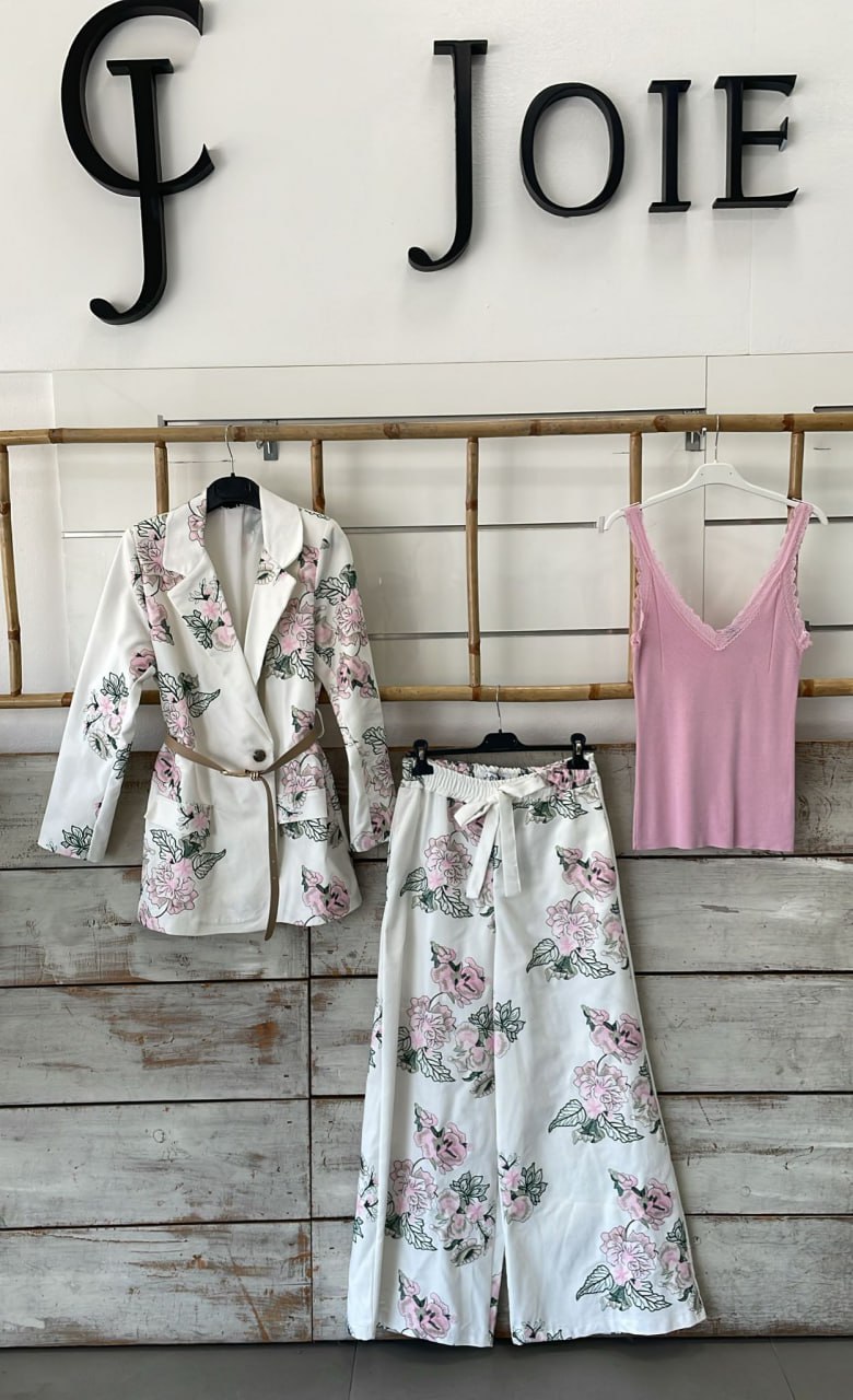 Фото Joie Clair (J-Clair)