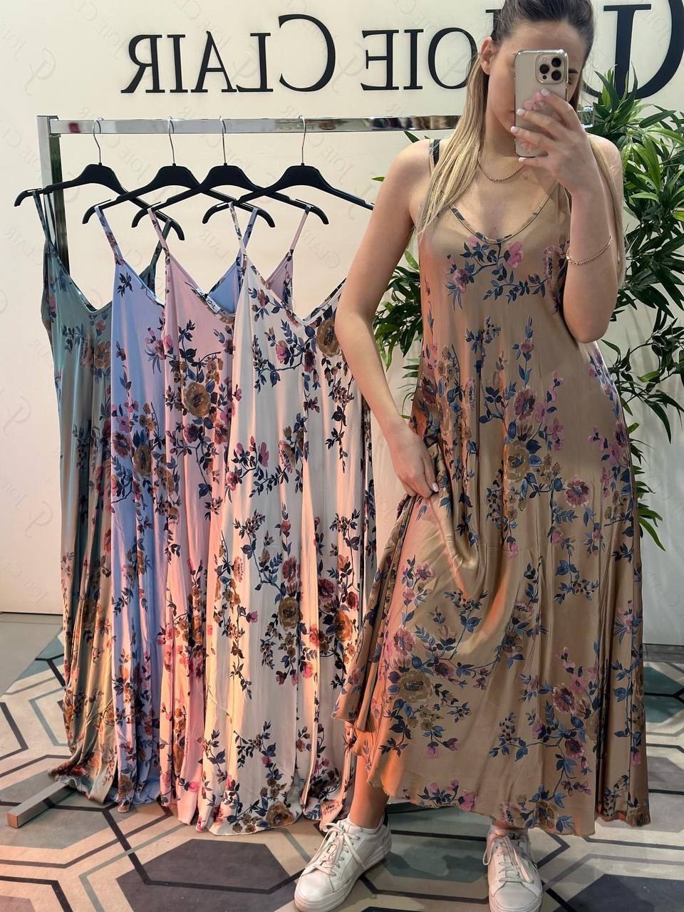 Фото Joie Clair (J-Clair)