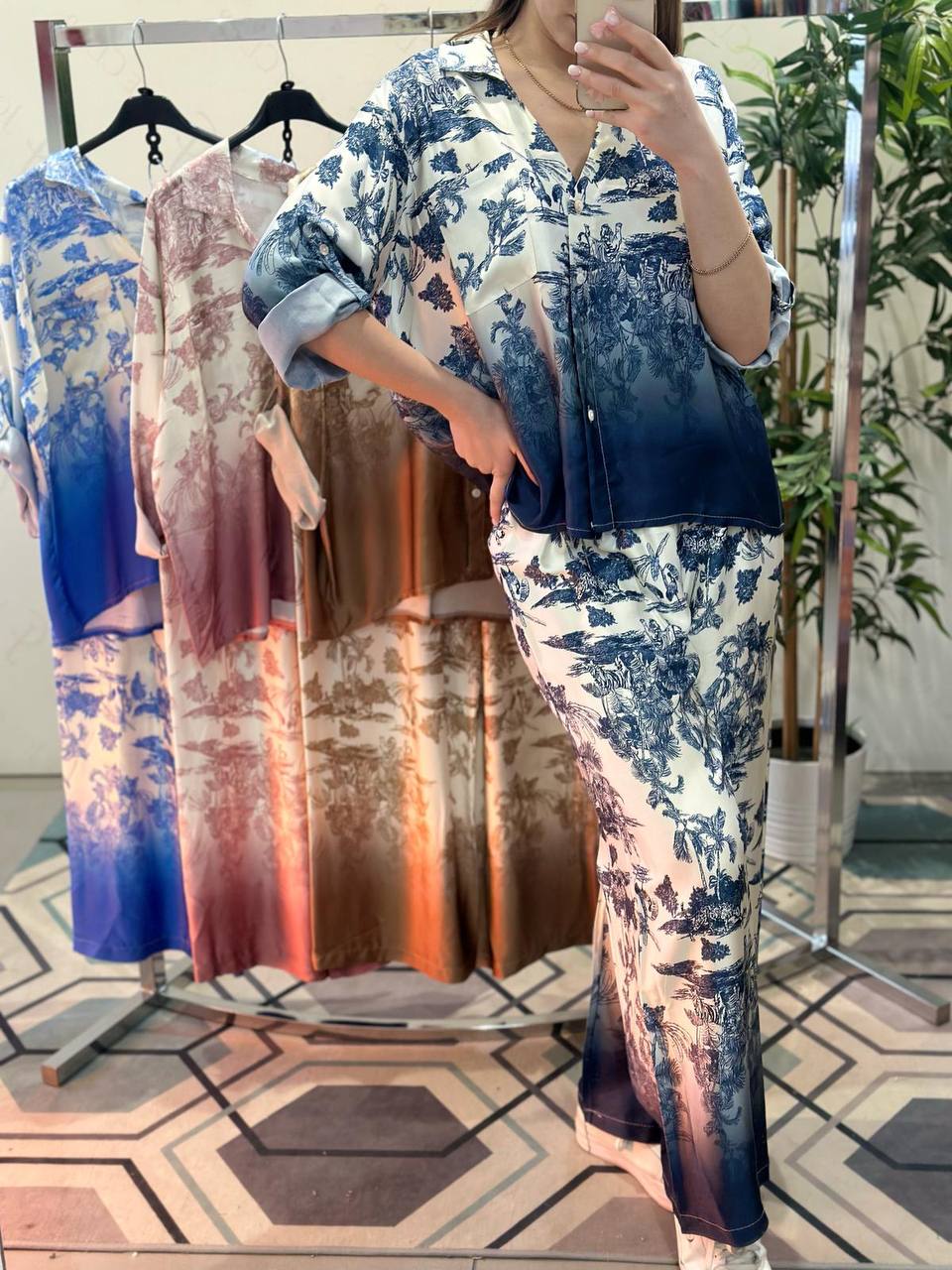 Фото Joie Clair (J-Clair)