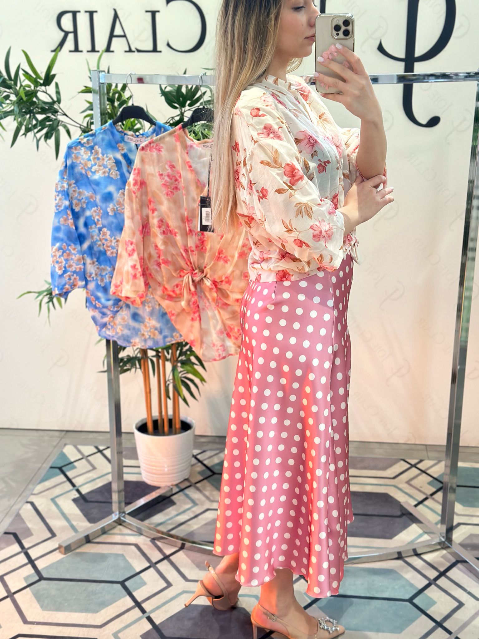 Фото Joie Clair (J-Clair)