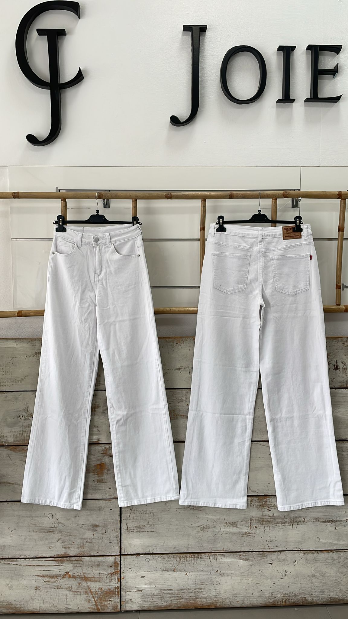 Фото Joie Clair (J-Clair)