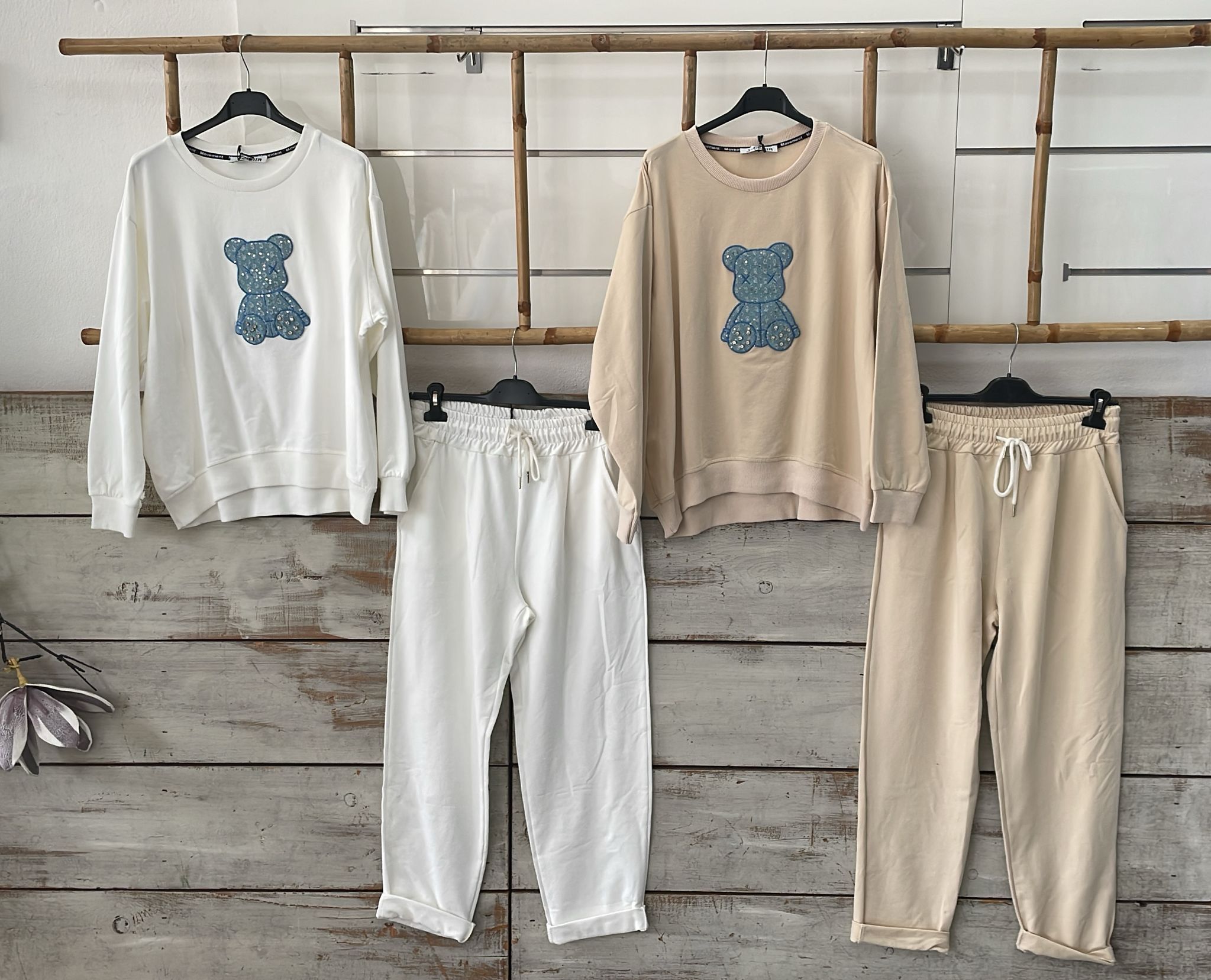 Фото Joie Clair (J-Clair)