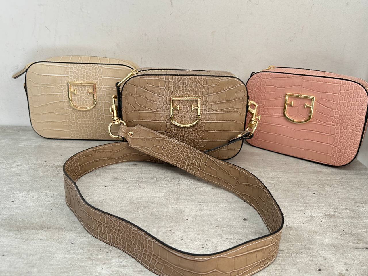 Фото Leather Country