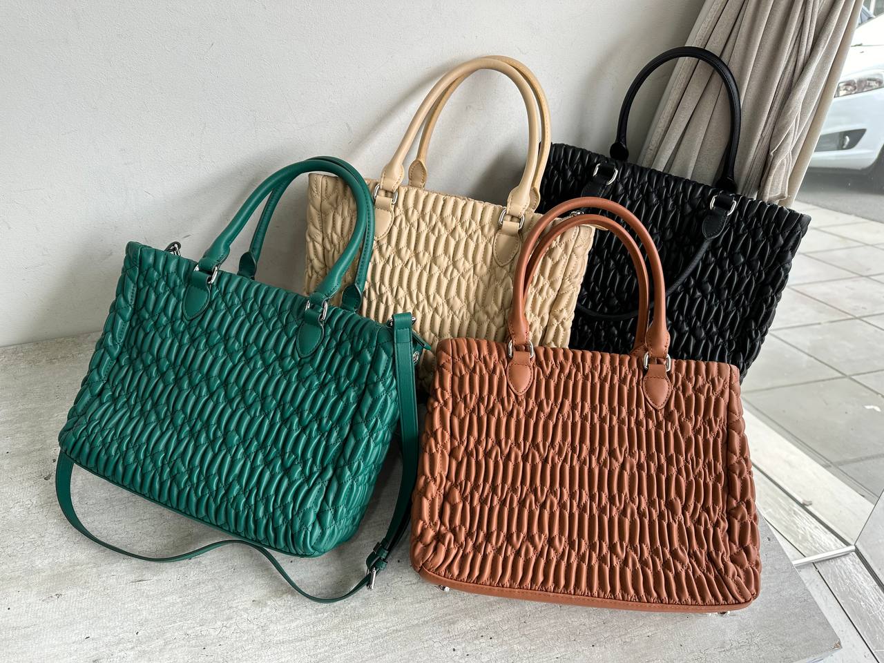 Фото Leather Country