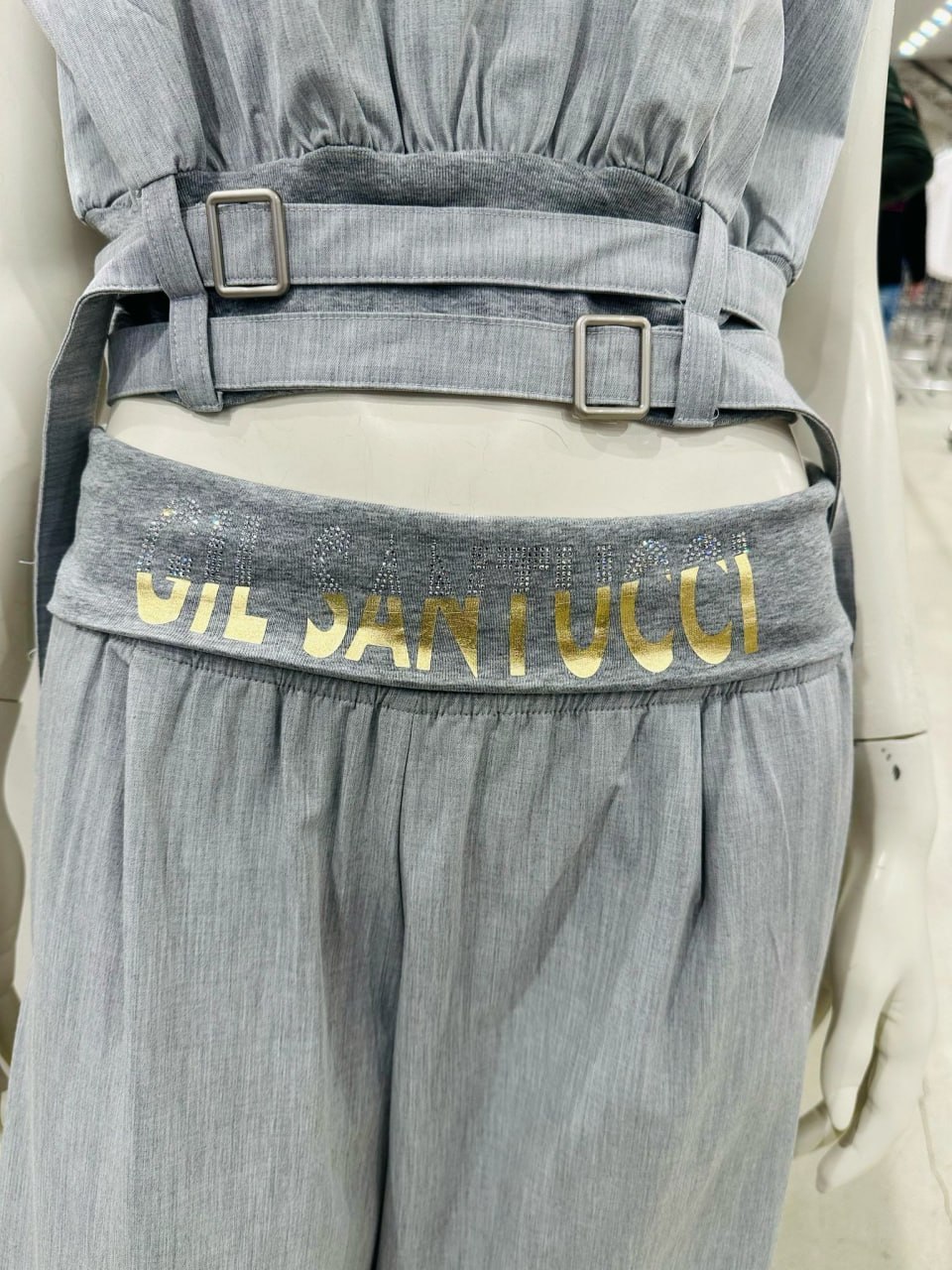 Фото Gil Santucci