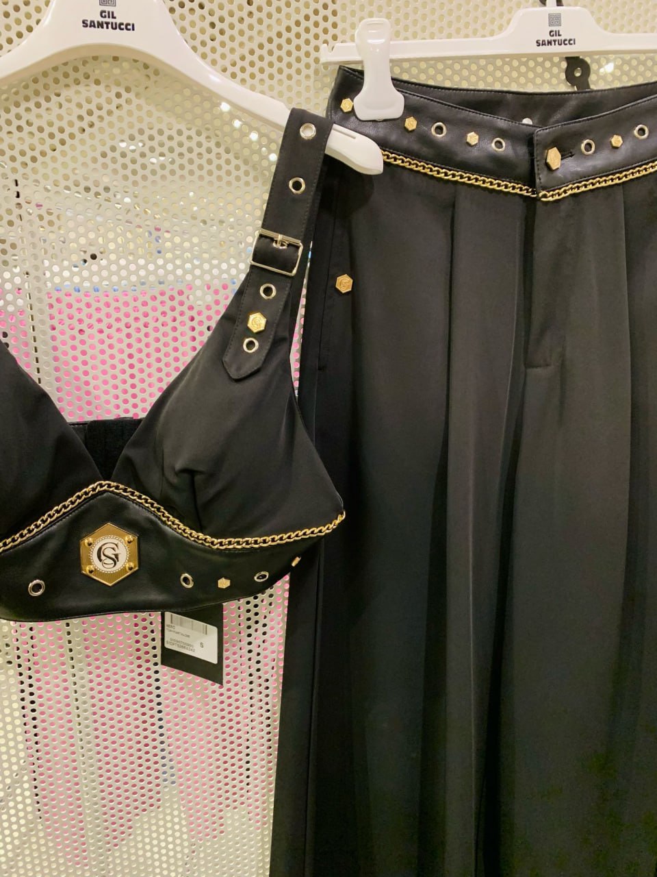 Фото Gil Santucci