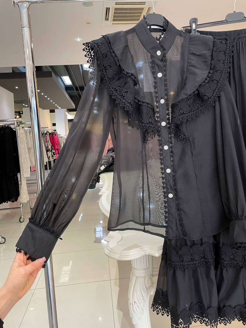 Фото Kitana (Rinascimento, Большие размеры)